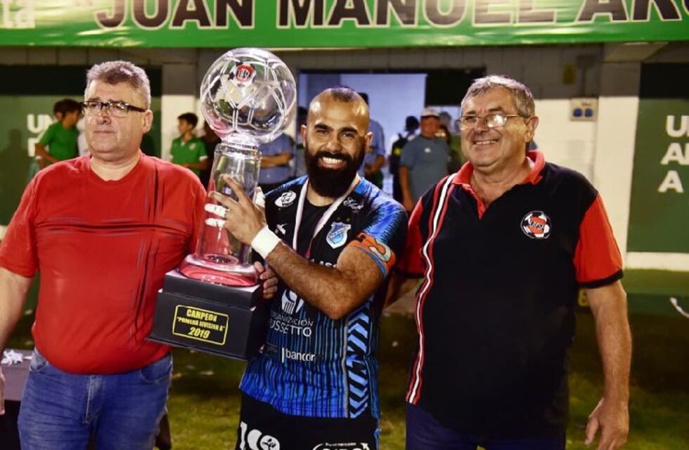 Victor Aimar: "el futbol volvería en julio sin publico pero la Liga no lo podrá hacer"