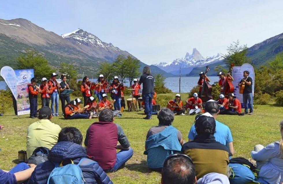 Primer temporada de Huellas De Glaciares