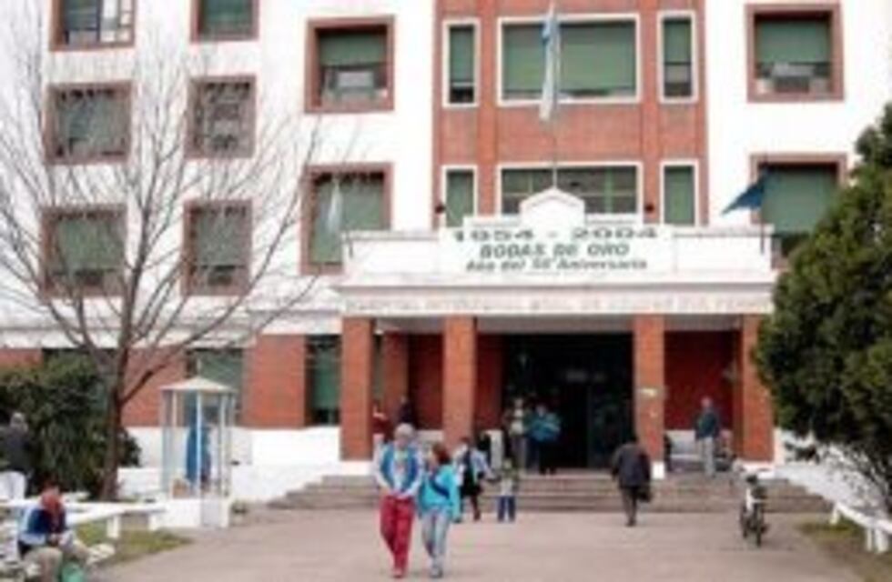 Un joven de 25 años fue internado tras ser apuñalado durante una pelea en zona norte