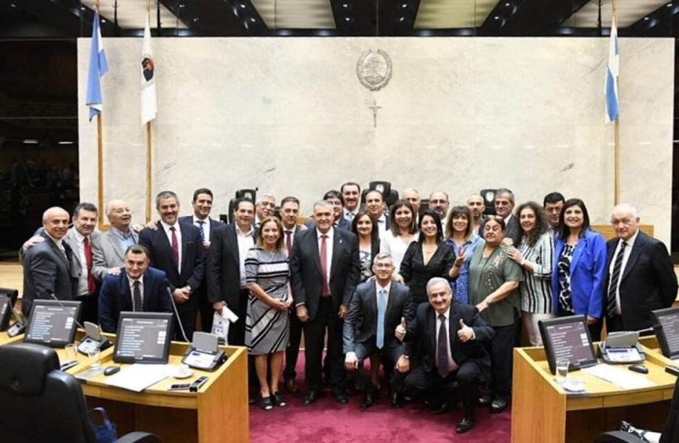 Hoy fue la última sesión de los Legisladores del período 2015-2019