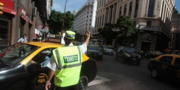 Podrán solicitar el permiso los conductores que posean o alquilen un espacio fijo en la zona