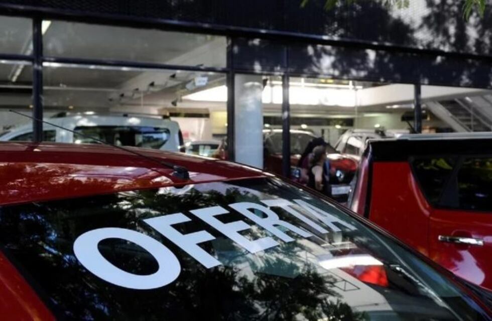 Denunciaron a una joven por estafas en la venta telefónica de automóviles