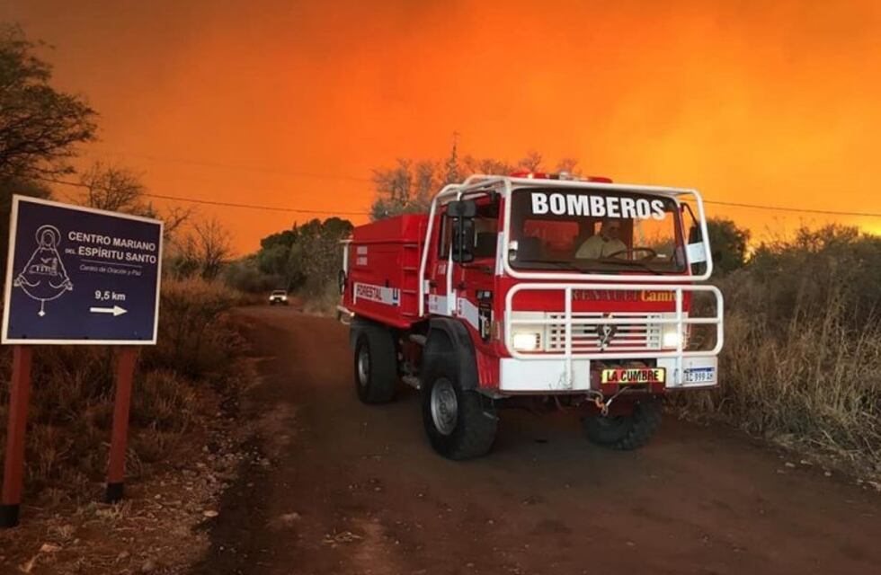 El fuego no cesa: bomberos continúan trabajando en el norte de Punilla y en el Pan de Azúcar