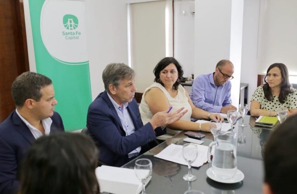 Lanzan moratoria con quitas de hasta 80% para multas e impuestos en Santa Fe