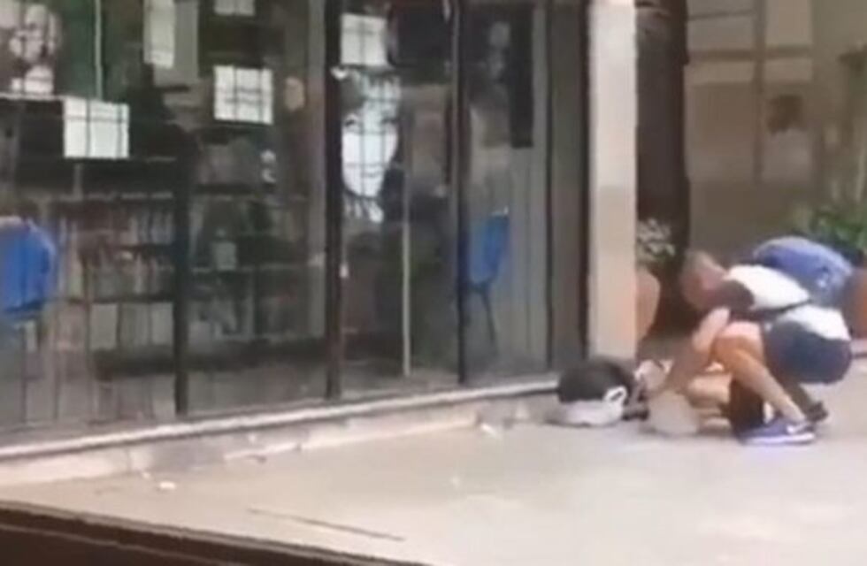 Gran gesto de un juvenil de Gimnasia con un pequeño tucumano