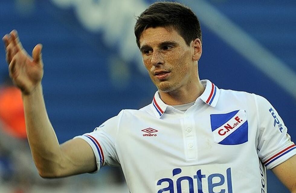 A la espera de Zampedri, Central negocia por Parot y Romero