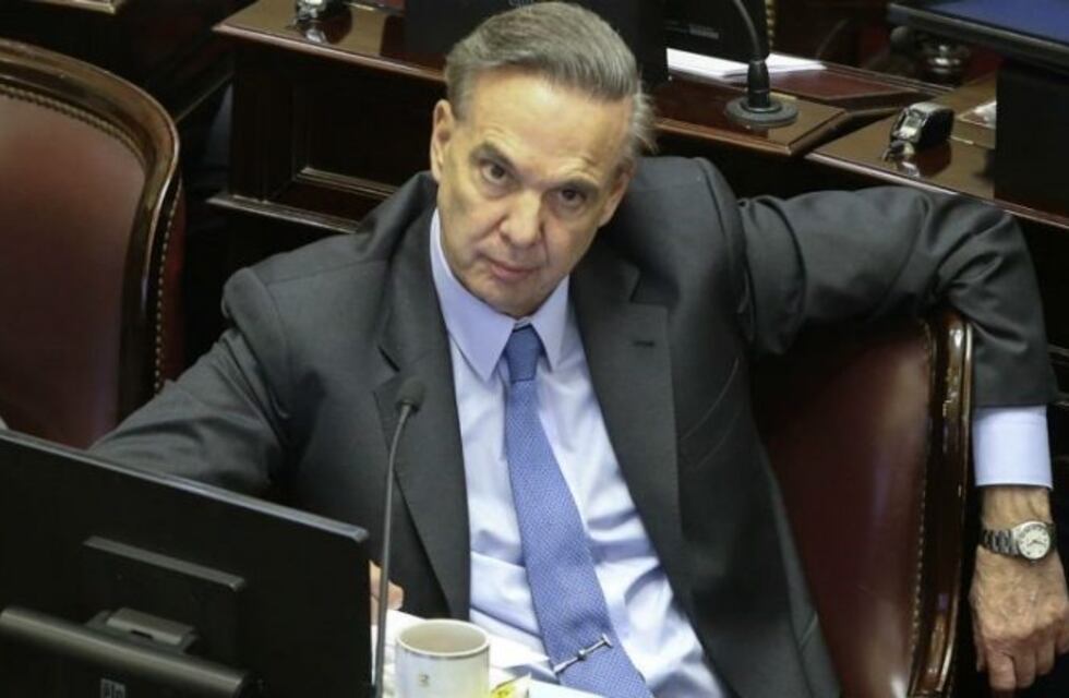 Pichetto: "Espero que los dos venezolanos, el paraguayo y el turco estén en Migraciones"