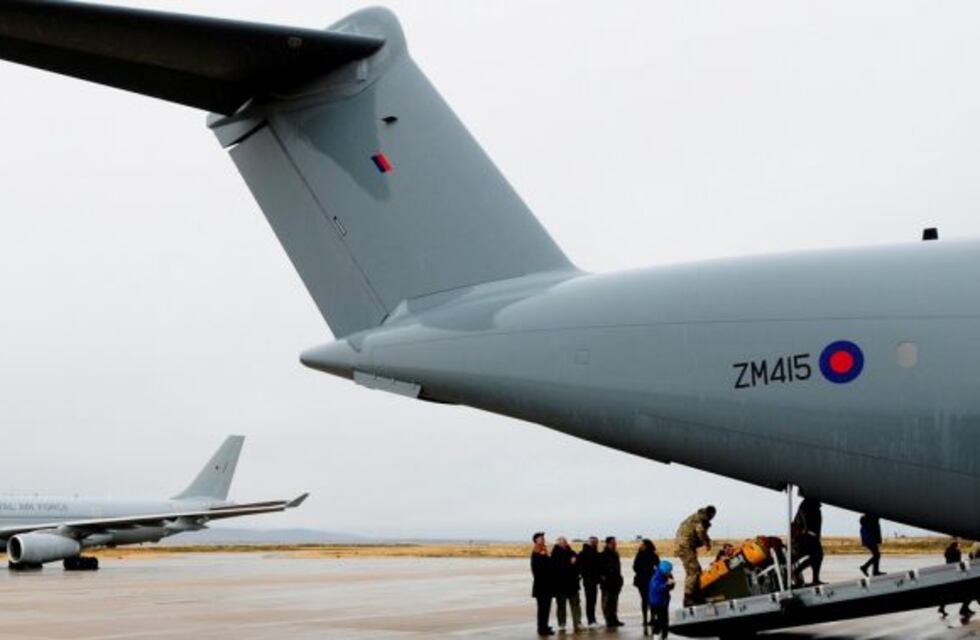 El gobierno nacional termina concediendo el 100% de la pretensión británica, expresó Arguello