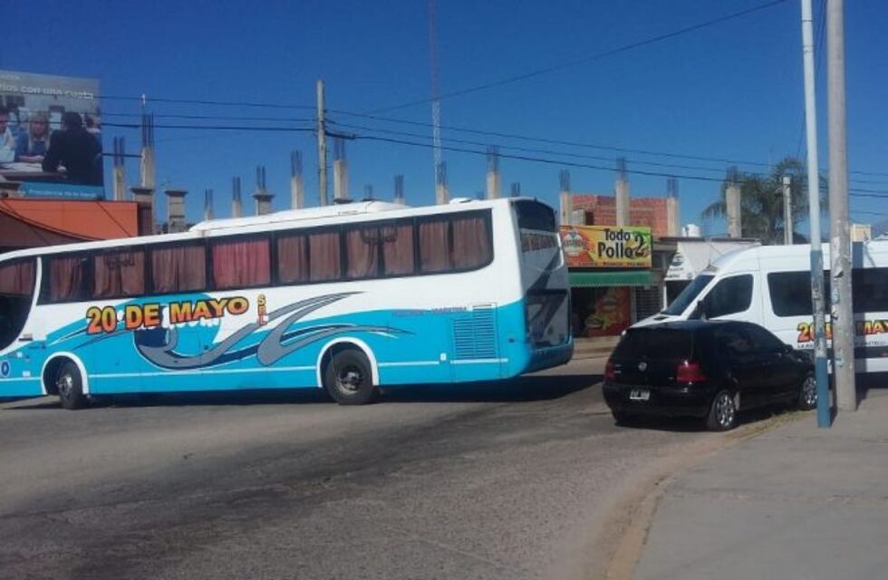 Denuncian competencia desleal dentro del transporte interprovincial