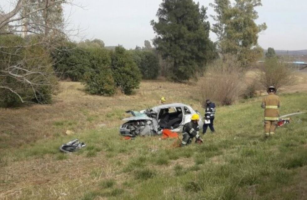 Una mujer herida tras choque y vuelco en la autopista Córdoba-Carlos Paz