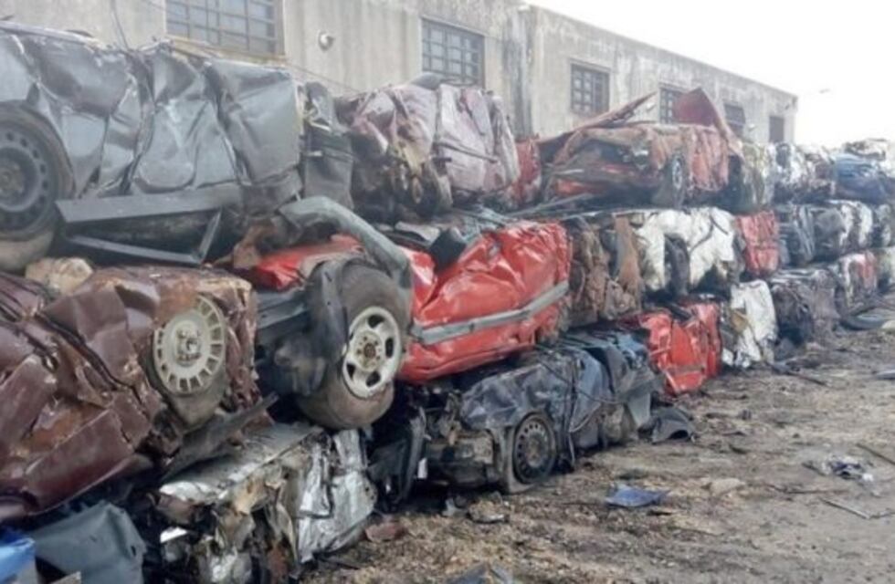 Finalizó la primera etapa de compactación de vehículos en Mar del Plata