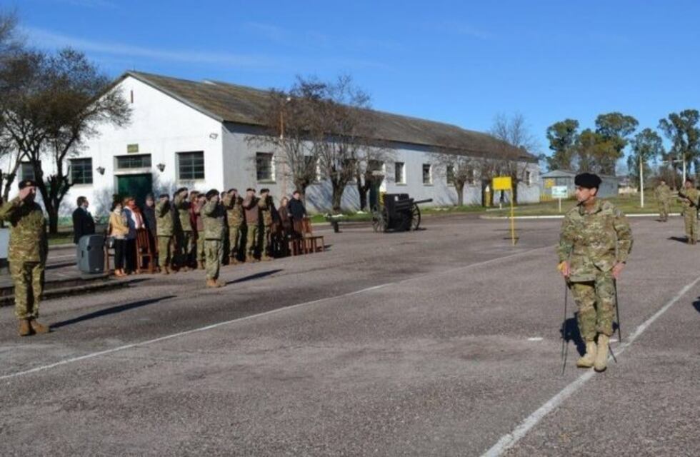 Una soldado denunció a un superior que la violó durante una guardia