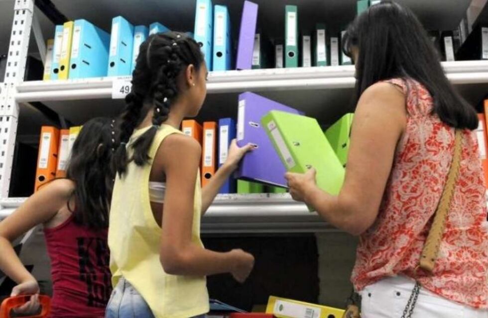 Los insumos escolares tienen un incremento del 40%