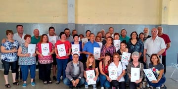 Se entregaron 36 escrituras para el barrio Jardín (Prensa Nodo R2 Rafaela)