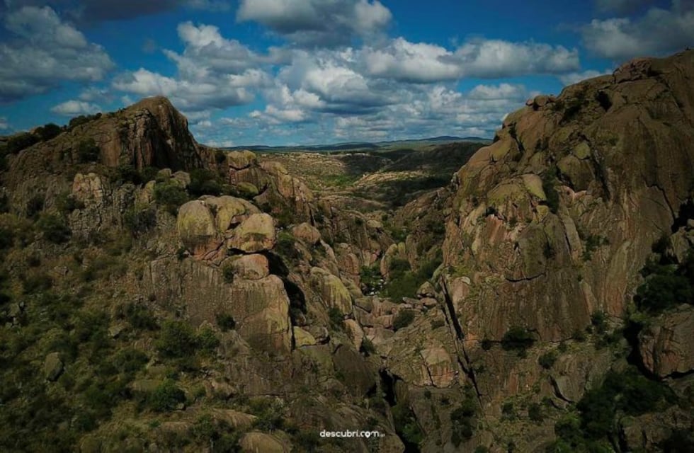 ¿Dónde voy el finde? Desde un drone, Los Mogotes, un paraíso en Punilla