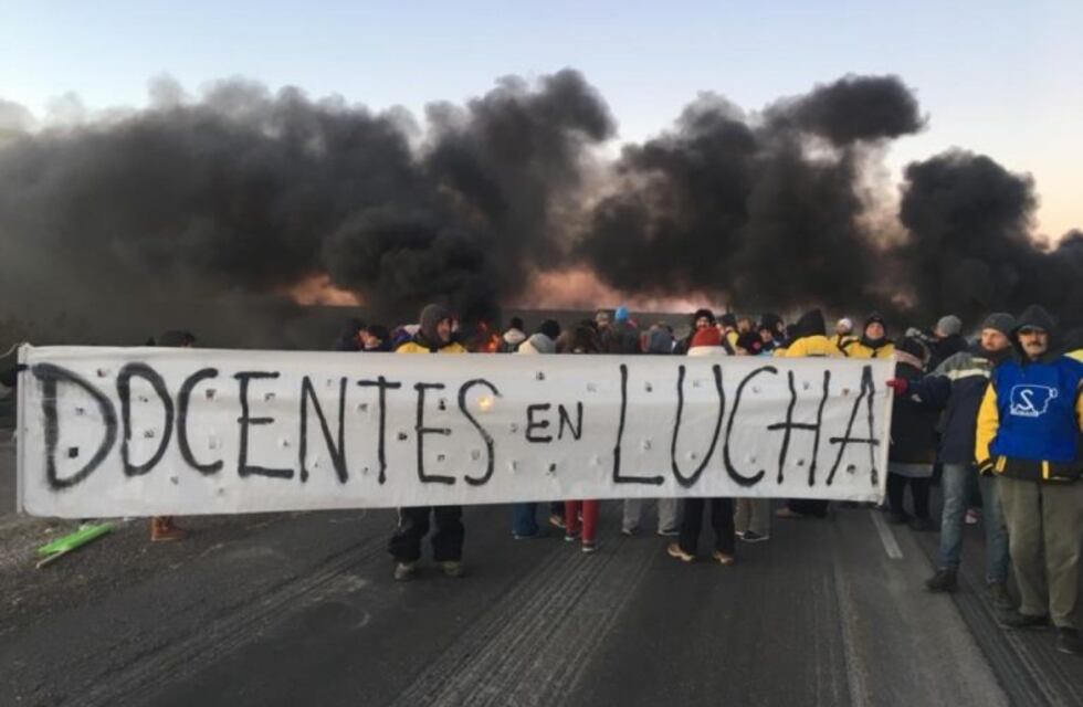 Docentes de Chubut llevarán su lucha al obelisco