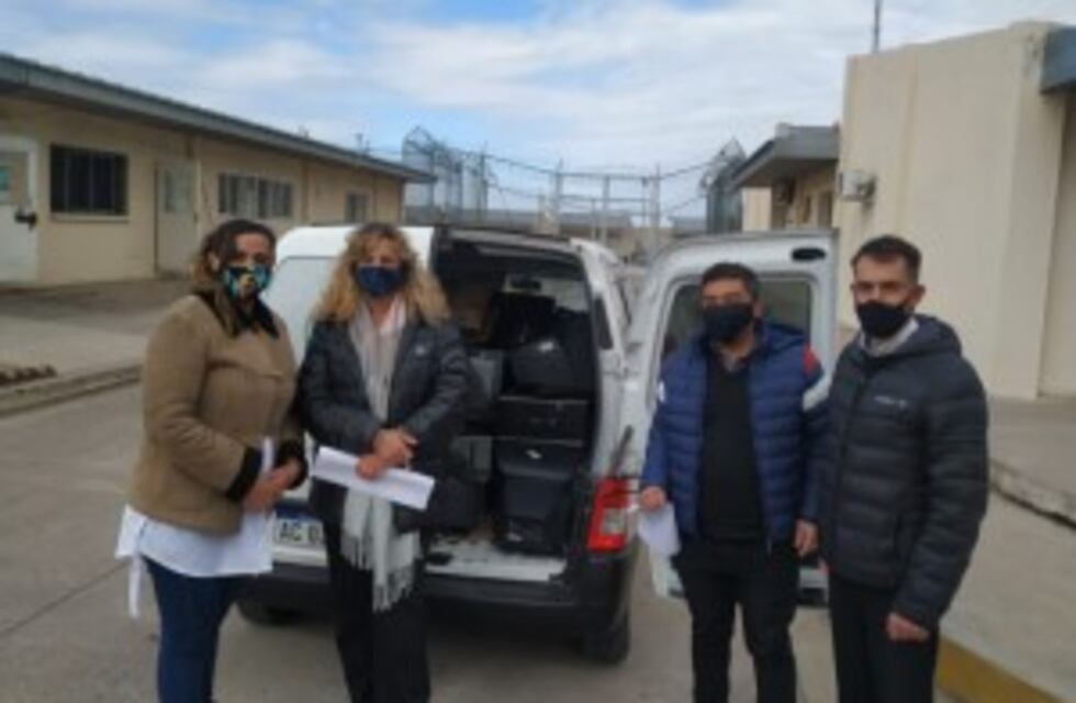 La DGE entregó computadoras a todas las cárceles de Mendoza