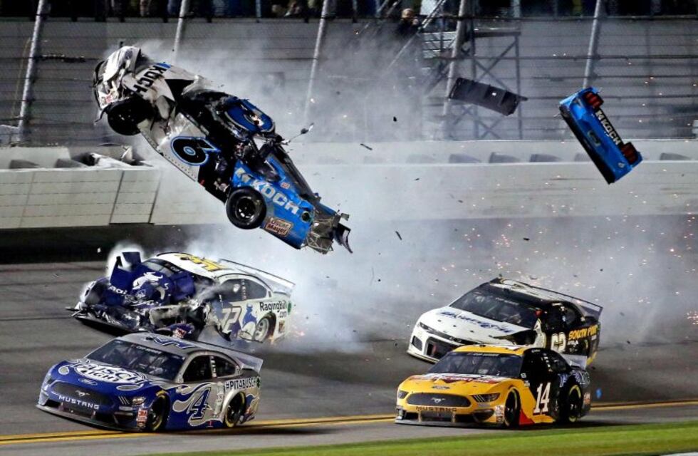 Video: el impactante accidente en la 62ª carrera Daytona 500 de NASCAR