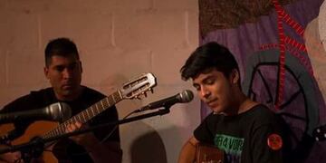 Matías Palomo Ganador Cantante solista masculino Arroyito