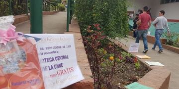 La Biblioteca Central de la UNNE regala libros para celebrar sus 60 años