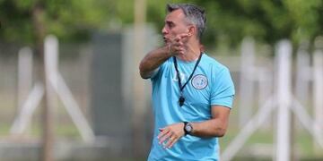 El DT Celeste quiere empezar cuanto antes a profundizar su idea\u002E