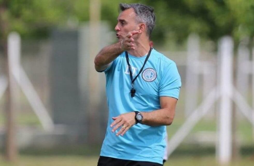 Lavallén ya se metió con Belgrano en el clásico
