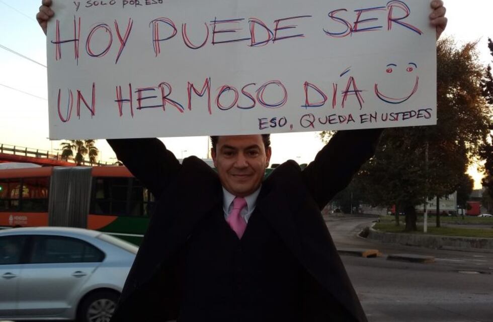 El "motivador" del nudo vial hizo una colecta para el comedor de La Favorita