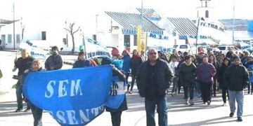 28 de Noviembre: paro total de actividades de trabajadores municipales