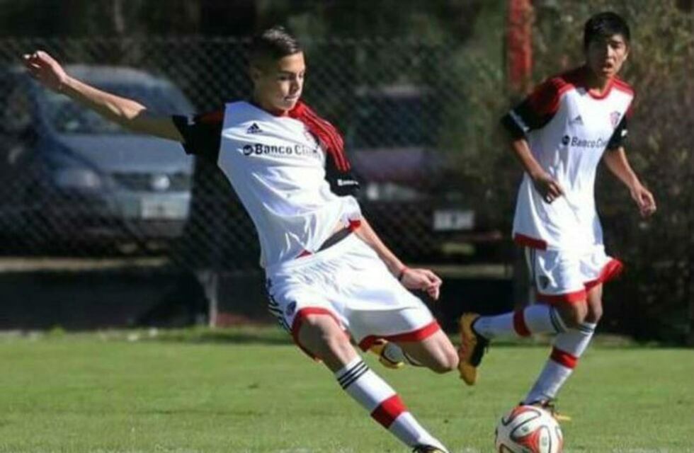 Newell's confirmó la venta de Barrenechea y embolsó una buena suma de dinero