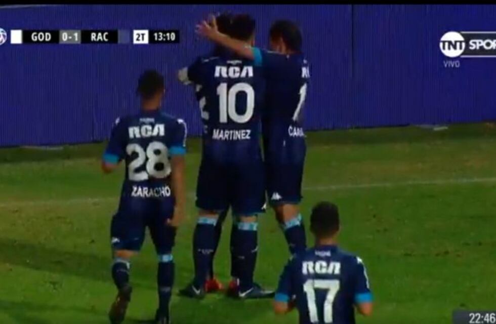 Racing le ganó al Tomba 2 a 1 en el Malvinas Argentinas