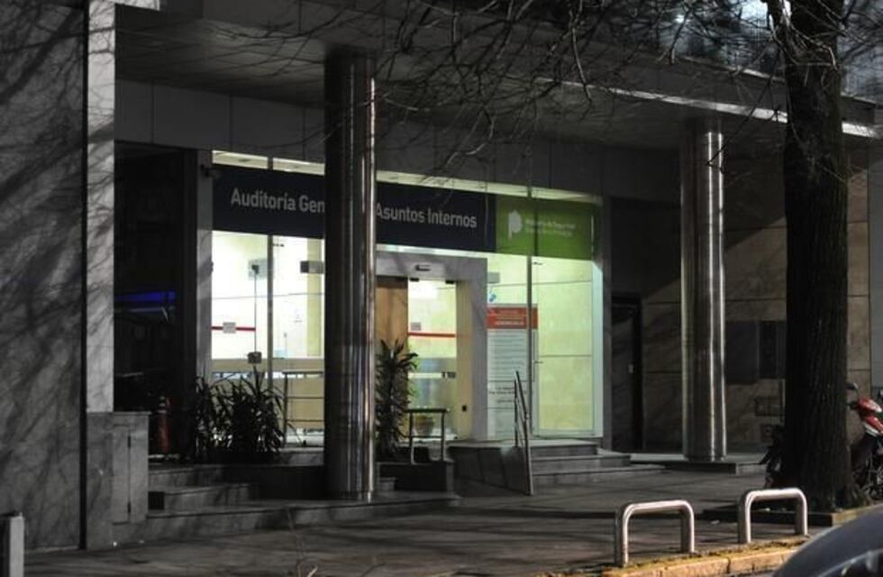 Desplazan a un policía por golpear borracho a un nene de 11 años