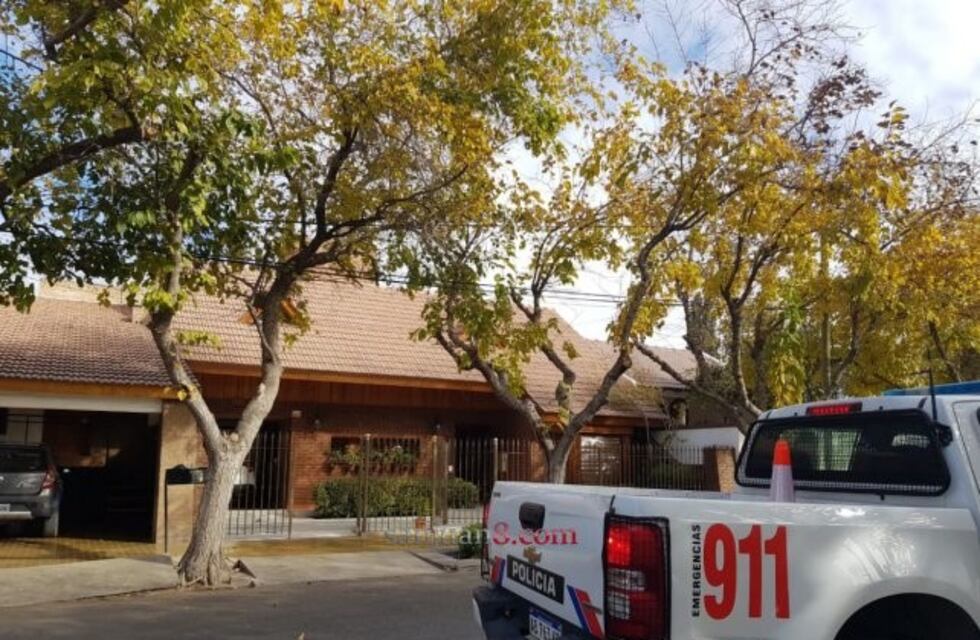 Golpearon a la dueña de una joyería para robarle