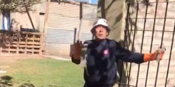 El abuelito no pudo contener la emoción por volver a ver a su nieto\u002E