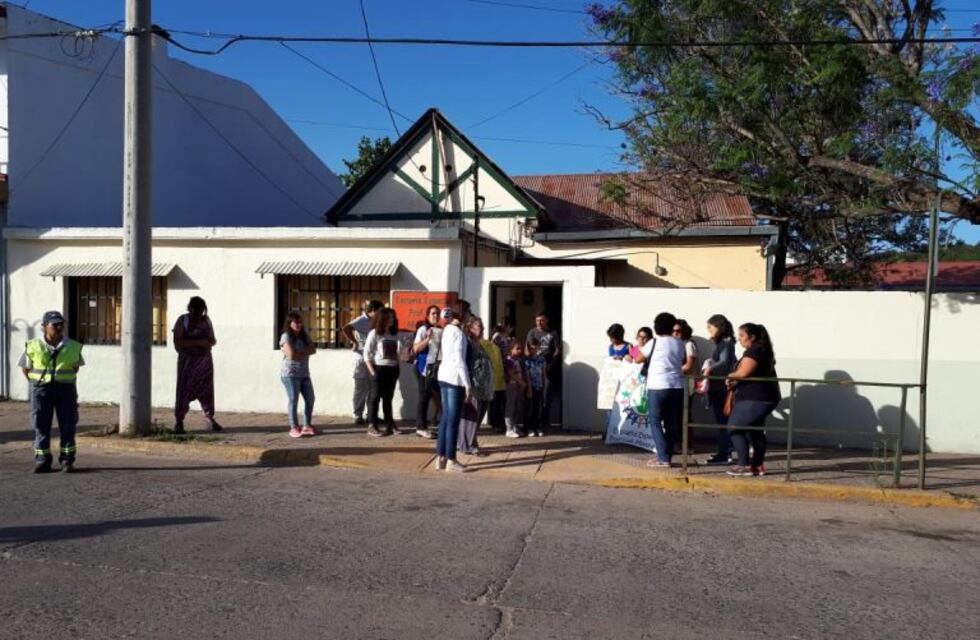 Unquillo: la escuela especial Luis Morzone vuelve a marchar