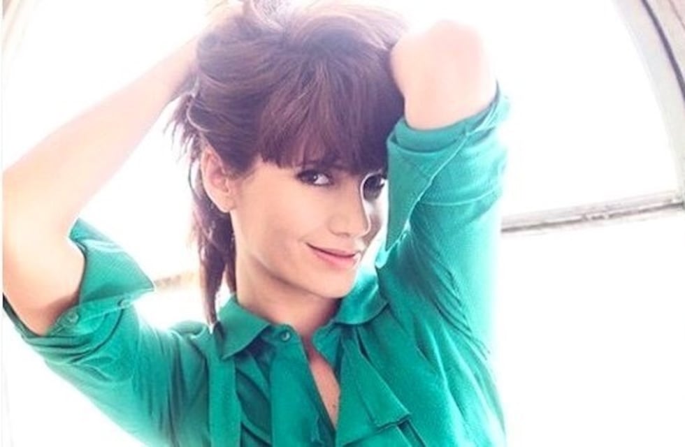 Griselda Siciliani mostró su look de "entrecasa" con un top corto y la llenaron de elogios