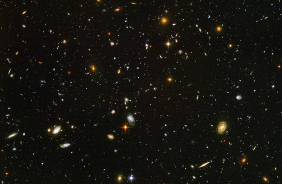 Descubren que la Tierra recibe una señal de radio de una galaxia a 500 millones de años luz de distancia