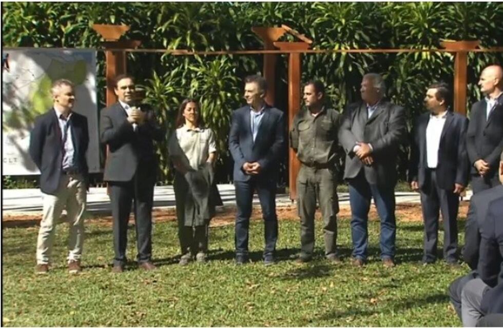 Macri llegó a Corrientes en los últimos días de campaña