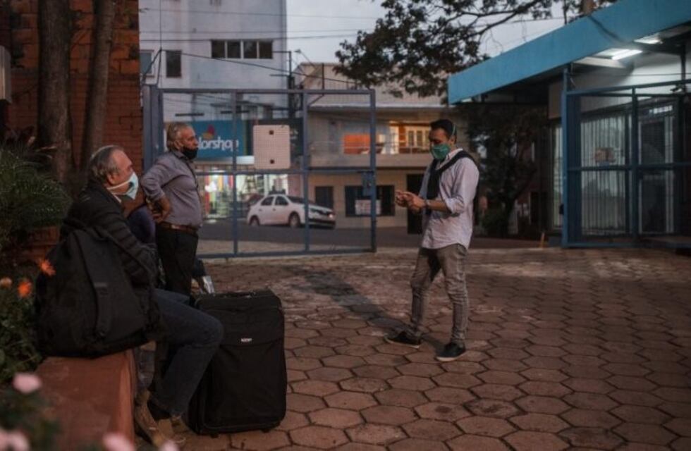 Turistas que estaban varados en Oberá viajaron a Buenos Aires