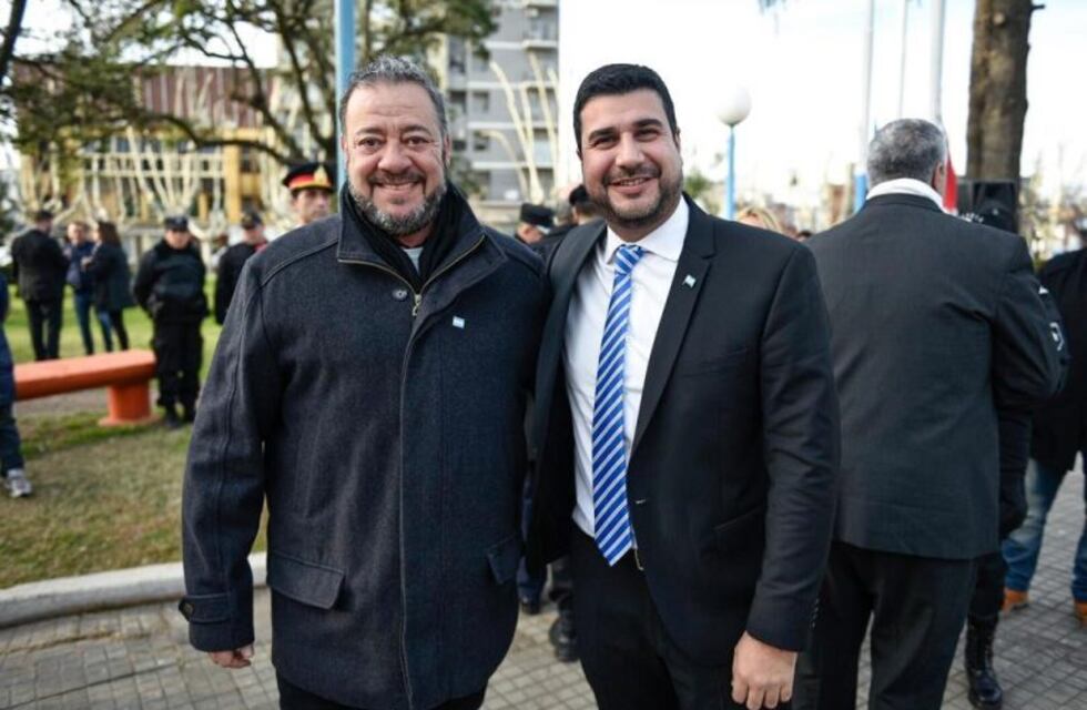 Cozzoni tiró un cambio de frente y ahora juega para el kircherismo
