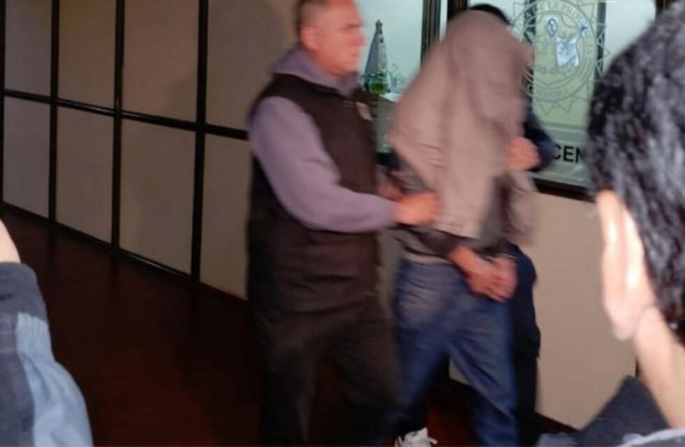 Cae conductor acusado de matar a un motociclista y escapar