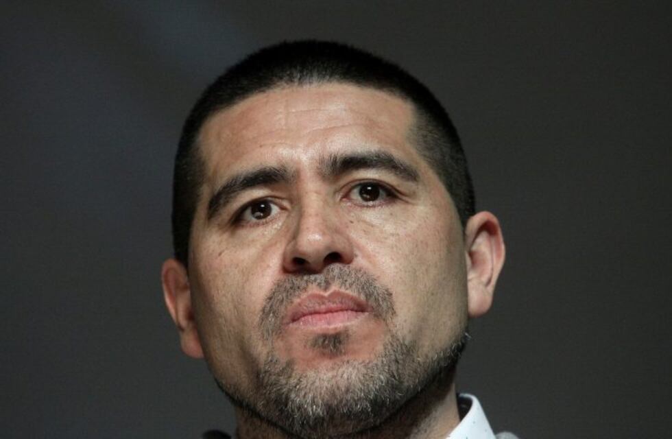 Riquelme suspendió su partido despedida y anunció que estará en la lista de Ameal y Pergolini