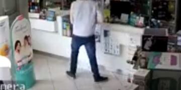 El atraco ocurrió el lunes pasadas las 12\u002E30 en el comercio de Callao y Catamarca\u002E