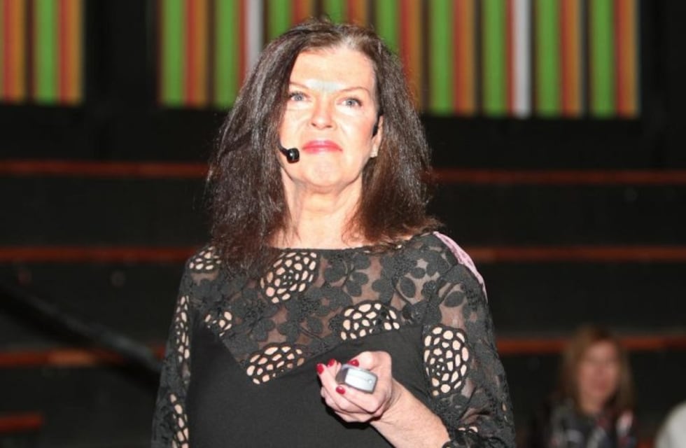 Tini De Bucourt en la provincia: "Vengo a poner de moda la vejez"