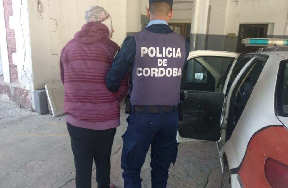 Quedó detenido por intentar robar en un comercio con un arma de juguete