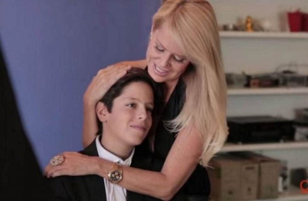 Internaron de urgencia a Máximo, el hijo de Carlos Menem y Cecilia Bolocco