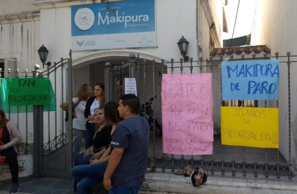 Sigue el reclamo de los trabajadores del centro terapéutico "Makipura"