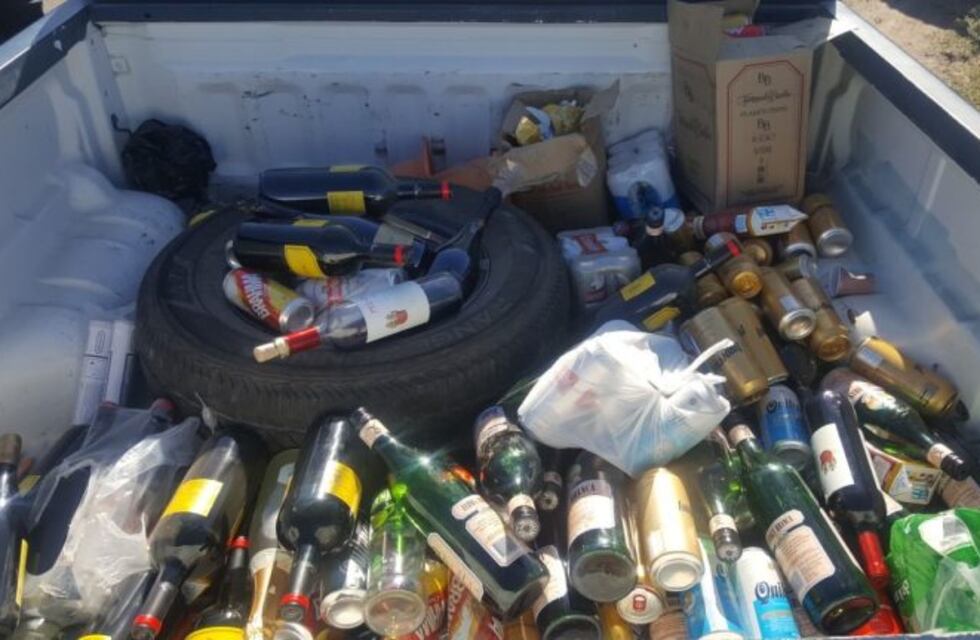 En distintos operativos, decomisaron armas y drogas a hinchas que iban al Superclásico