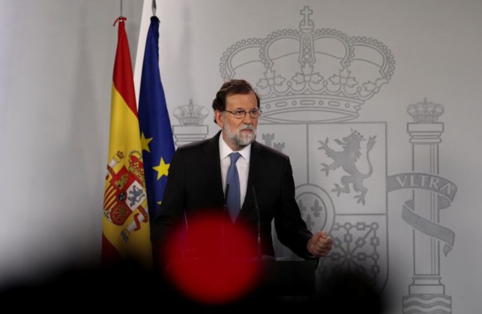 Rajoy disolvió el Parlamento catalán y convocó a elecciones para el 21 de diciembre