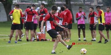 Álvaro Fernández se perfila como titular para enfrentar a Indepediente\u002E