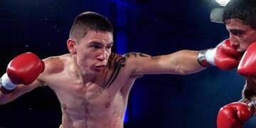 La Hiena se impuso ante un rival que lo complicó, en una velada con amplia convocatoria\u002E